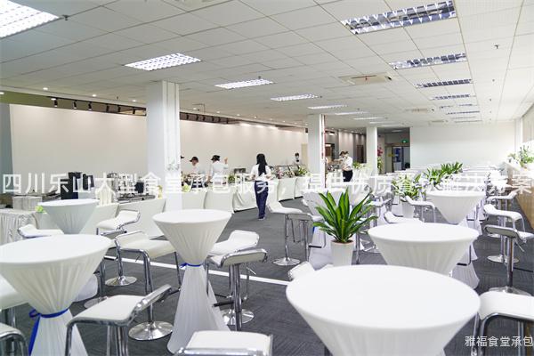 四川樂山大型食堂承包服務，提供優(yōu)質餐飲解決方案