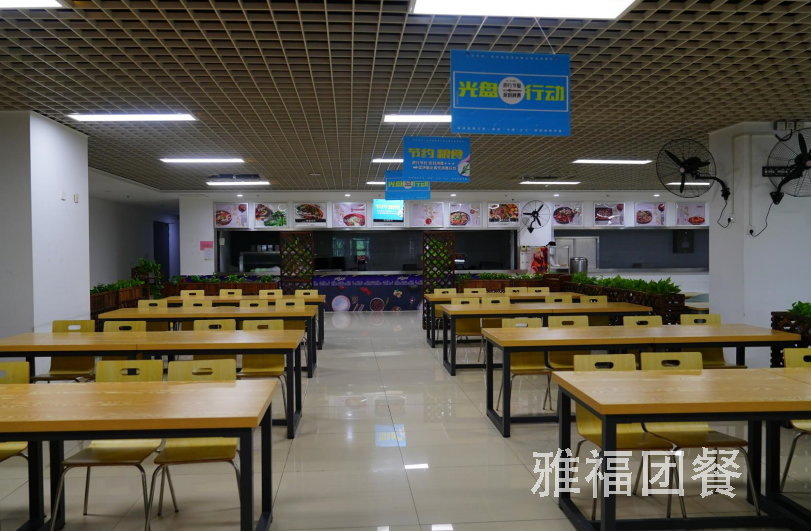 承包經(jīng)營(yíng)食堂需要什么資質(zhì)和辦理哪些證件?